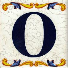 Charger l'image dans la galerie, Números y Letras en cerámica. Modelo "Craquelé" - Tamaño 7,5 x 7,5 cms