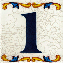 Charger l'image dans la galerie, Números y Letras en cerámica. Modelo "Craquelé" - Tamaño 7,5 x 7,5 cms