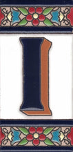 Charger l'image dans la galerie, Chiffres et lettres en céramique. Modèle "Fleur" - Dimensions 5,5 x 10,5 cm