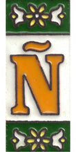 Charger l'image dans la galerie, Chiffres et lettres en céramique. Modèle "Vert" - Taille 3 x 7 cm