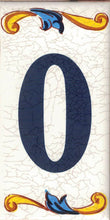 Charger l'image dans la galerie, Chiffres et lettres en céramique. Modèle "Craquelé". Taille 7,5 x 15 cm