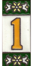 Charger l'image dans la galerie, Chiffres et lettres en céramique. Modèle "Vert" - Taille 3 x 7 cm
