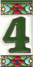 Charger l'image dans la galerie, Chiffres et lettres en céramique. Modèle "Fleur Verte" - Dimensions 3,5 x 7,5 cm