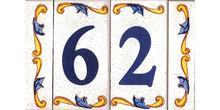 Charger l'image dans la galerie, Chiffres et lettres en céramique. Modèle "Craquelé". Taille 7,5 x 15 cm