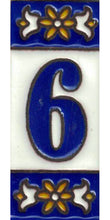 Charger l'image dans la galerie, Chiffres et lettres en céramique. Modèle "Bleu" - Dimensions 3 x 7 cm