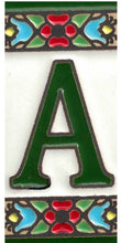Charger l'image dans la galerie, Chiffres et lettres en céramique. Modèle "Fleur Verte" - Dimensions 3,5 x 7,5 cm