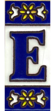 Charger l'image dans la galerie, Chiffres et lettres en céramique. Modèle "Bleu" - Dimensions 3 x 7 cm