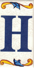 Charger l'image dans la galerie, Chiffres et lettres en céramique. Modèle "Craquelé". Taille 7,5 x 15 cm