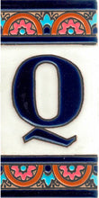 Charger l'image dans la galerie, Chiffres et lettres en céramique. Modèle "Arche Bleue" - Dimensions 5,5 x 10,5 cm