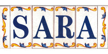 Charger l'image dans la galerie, Chiffres et lettres en céramique. Modèle "Craquelé". Taille 7,5 x 15 cm