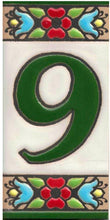 Cargar imagen en el visor de la galería, Números y Letras en cerámica. Modelo &quot;Flor Verde&quot; - Tamaño 3,5 x 7,5 cms

